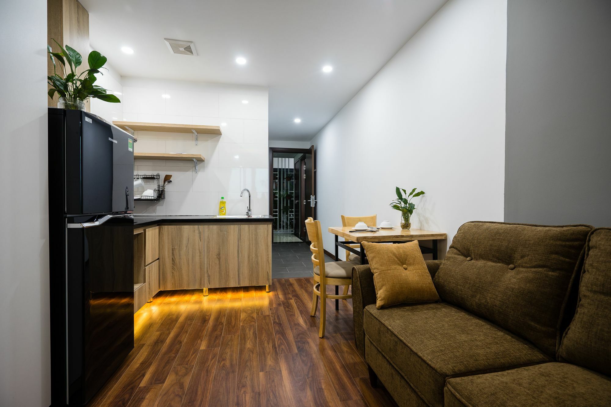 Ann House Hotel And Apartment Hanoi Exterior photo