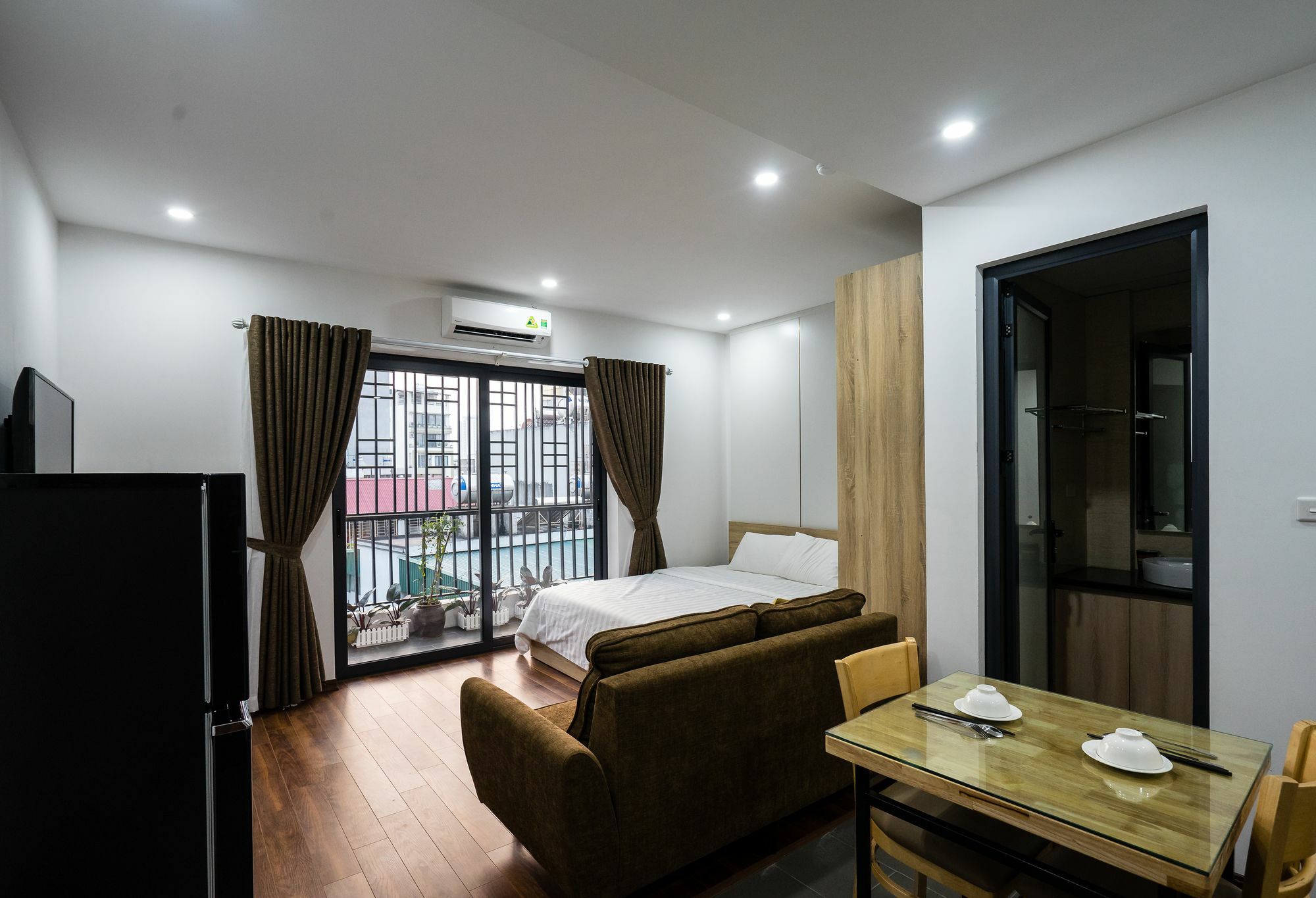 Ann House Hotel And Apartment Hanoi Exterior photo